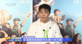娇妻被黑人夹成了三明治